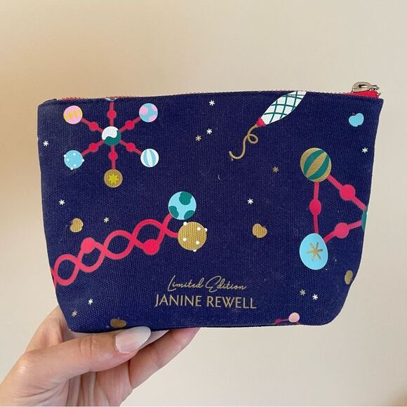 Kiehl’s holiday design cosmetics pouch - Picture 2 of 2